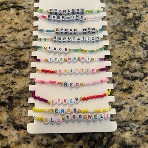 Taylor Swift Friendship Bracelets